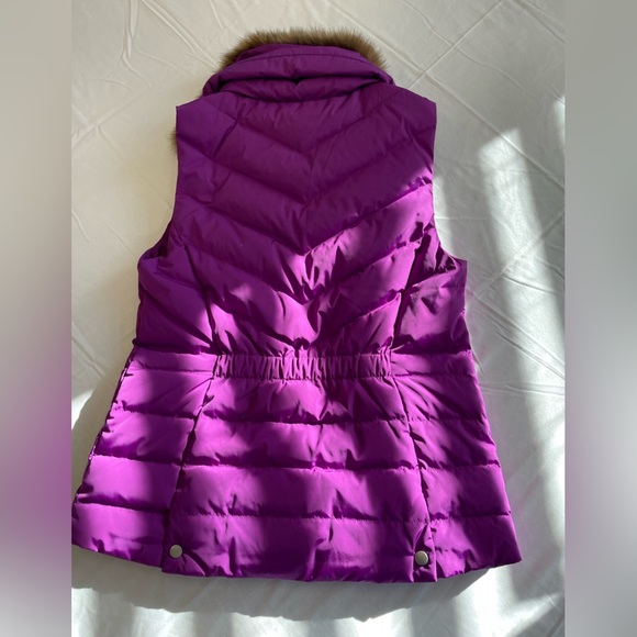 Talbots Red Puffer Vest! - Picture 3 of 7